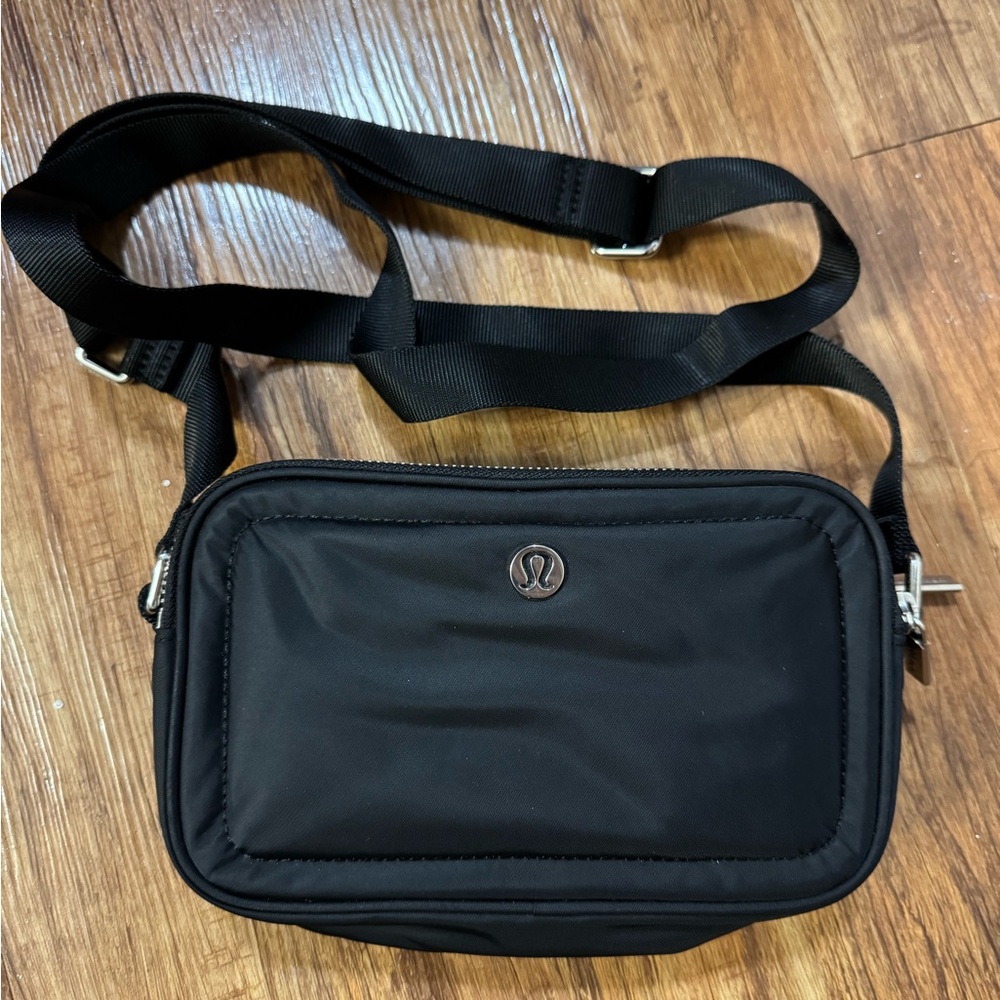 Lululemon Crossbody Camera Bag